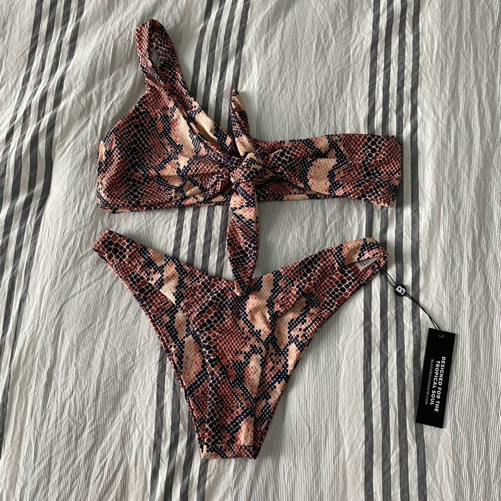 Blackbough swim set